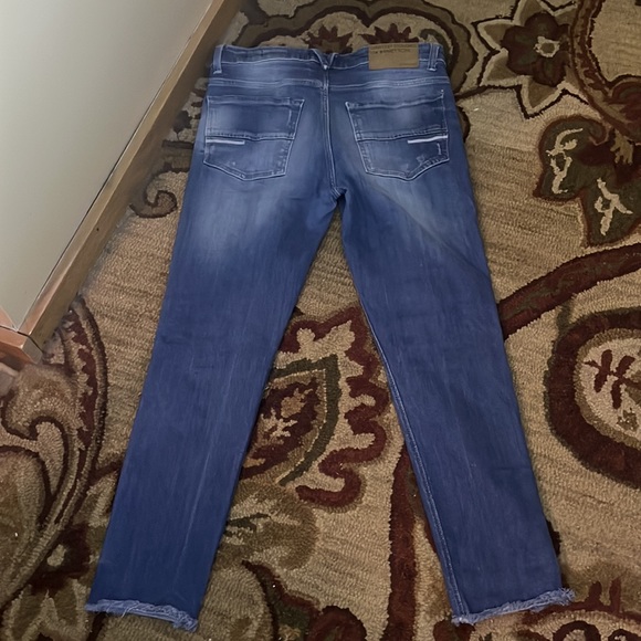 BENETTON JEANS Size 32 x 28 Classic Denim Low Crotch Stretch Cotton Distressed - Picture 4 of 16